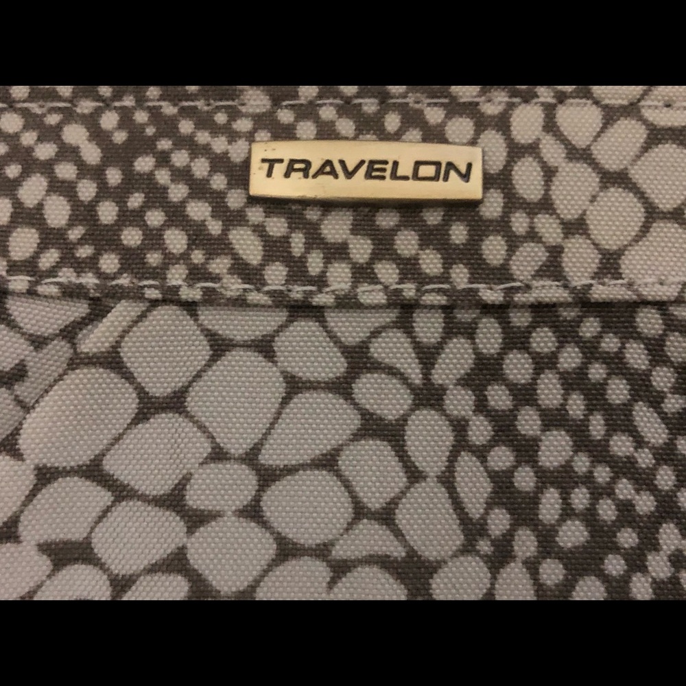 TRAVELON SAFE (ID) WALLET/WRISTLET - Picture 4 of 7